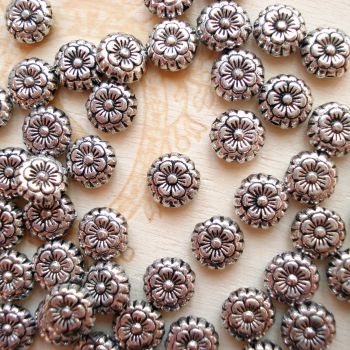 SMALL FLOWER CUSHION